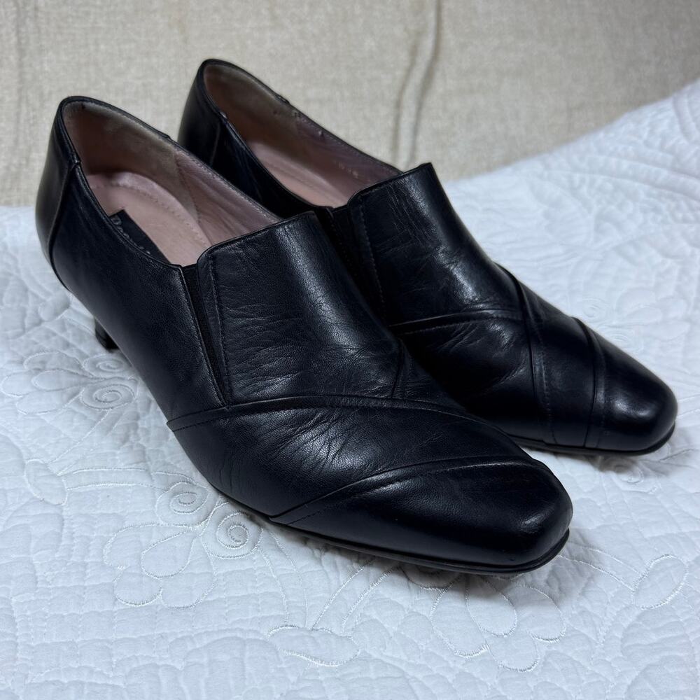 BeautiFeel Women's 8 Black Rosaline Leather Low Heel Pump Shootie Comfort Shoes